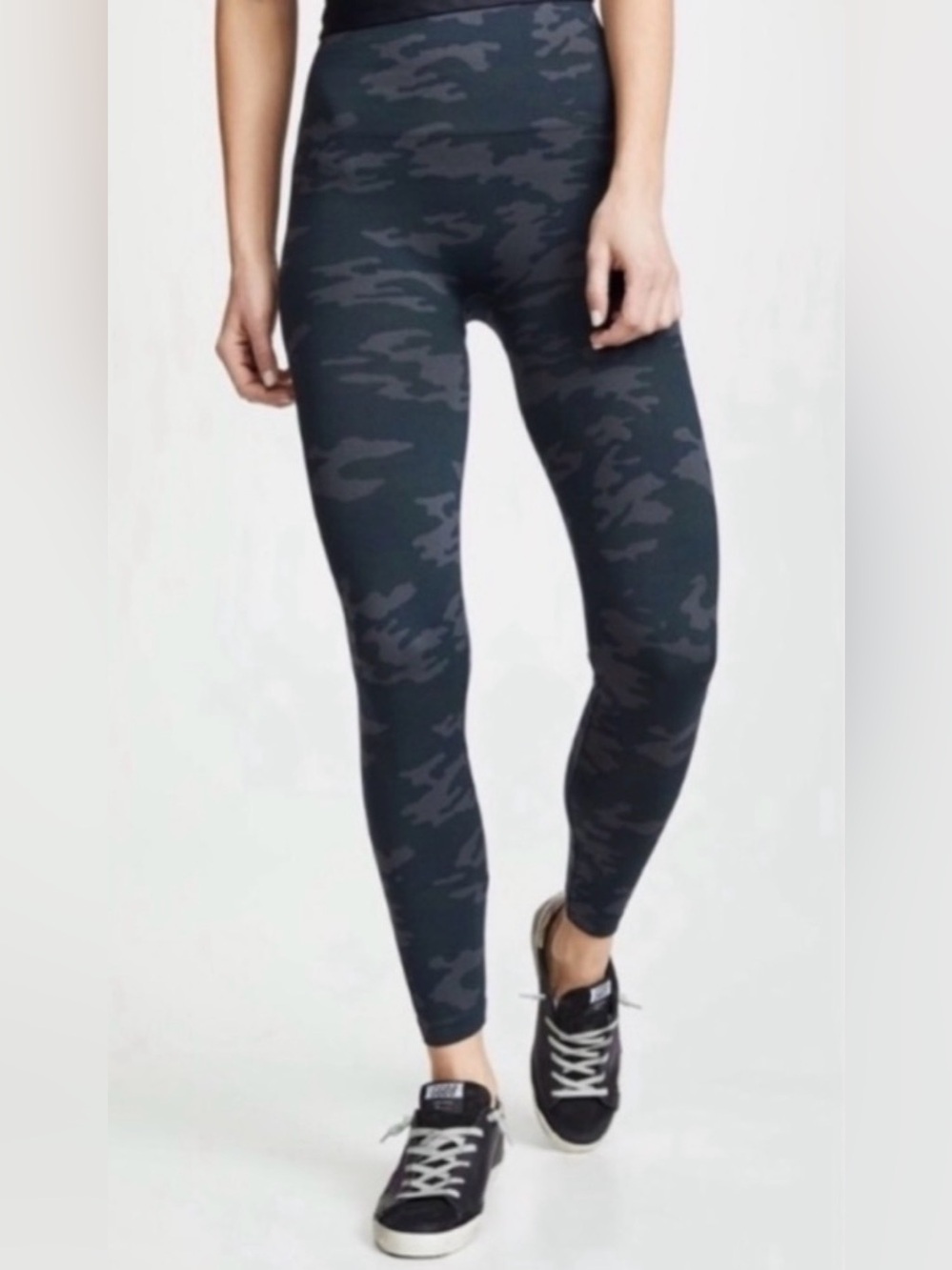 SPANX Navy Look at me now Seamless Camo Leggings XL